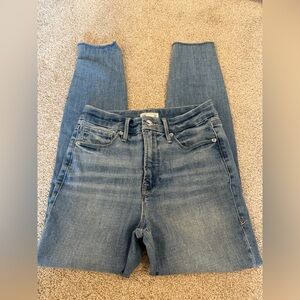Good American (size 4/27) Straight Leg Jean